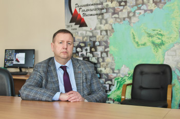  Белов Алексей Викторович  Заместитель директора по развитию и инновациям  