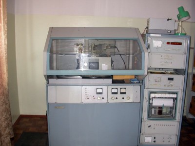 Дифрактометр ДРОН-3 с монохроматизированным излучением